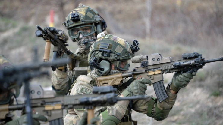 12 PKK/YPG'li terörist başarılı bir operasyonla etkisiz hale getirildi