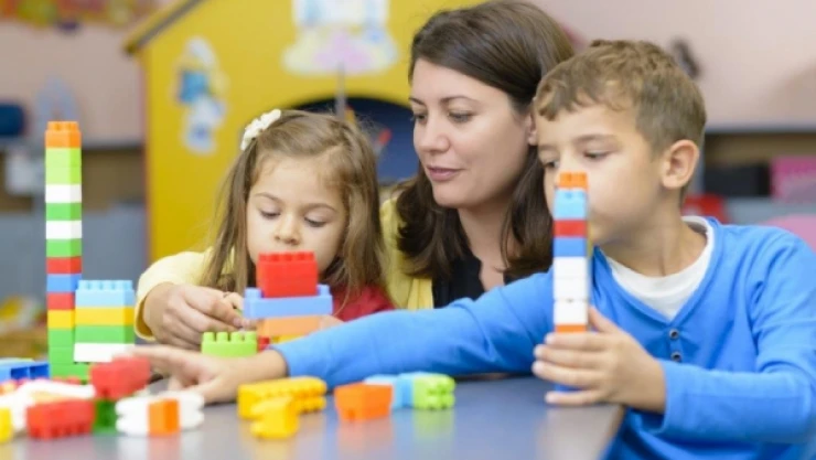 3 , 4, 5 yaşlarındaki anaokulu öğrencileri 6 Şubat itibariyle okullarda 1 öğün ücretsiz yemek yiyebilecek