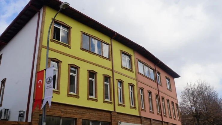 600 yıllık coğrafi işaretli yöresel kıyafetler, binalar için ilham kaynağı oldu