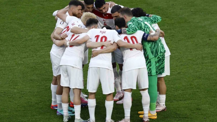 A Milli Futbol Takımı, Avusturya karşısında çeyrek final peşinde