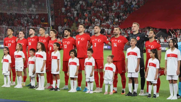 A Milli Futbol Takımı, FIFA sıralamasındaki yerini korudu