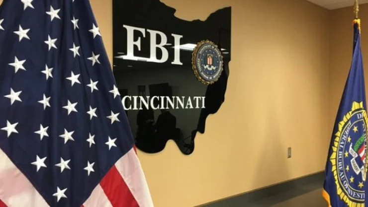 ABD'de silahlı şahıs FBI ofisine girmeye çalıştı