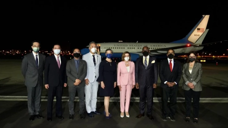 ABD Temsilciler Meclisi Başkanı Nancy Pelosi Tayvan'da