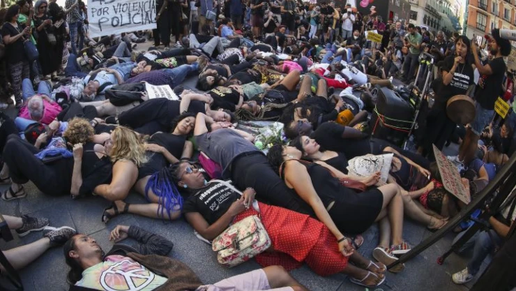 Afrika Birliği'nden göçmenlerin ölümüyle ilgili soruşturma çağrısı