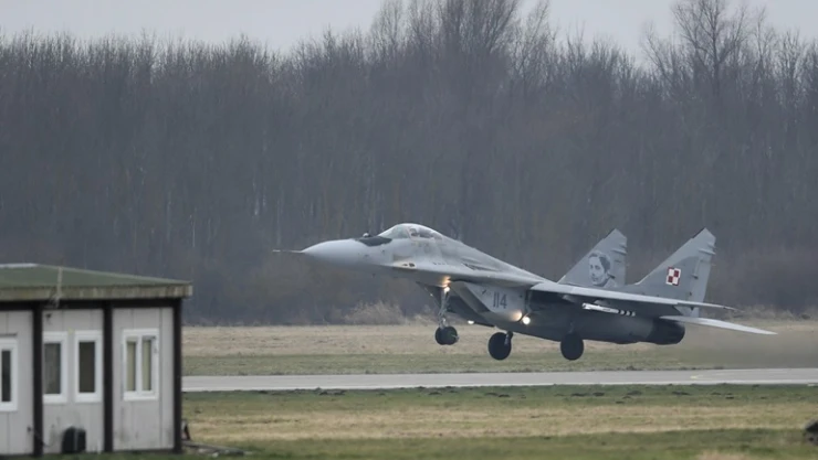 Almanya'dan Polonya'ya MiG-29 savaş uçaklarının Ukrayna'ya ihracına onay