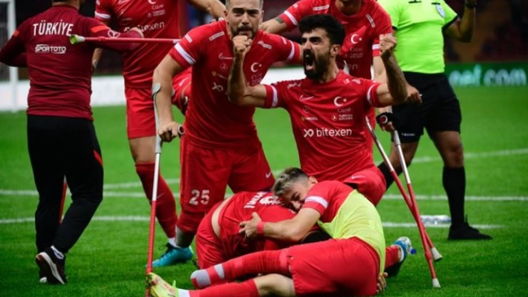 Ampute Futbol Milli Takımı, Ampute Dünya Kupası şampiyon oldu.