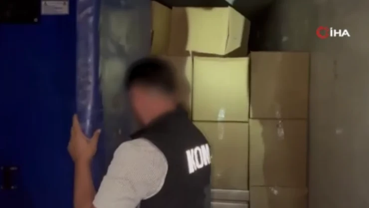 Ankara'da 6 buçuk milyonu aşkın dolu makaron ele geçirildi