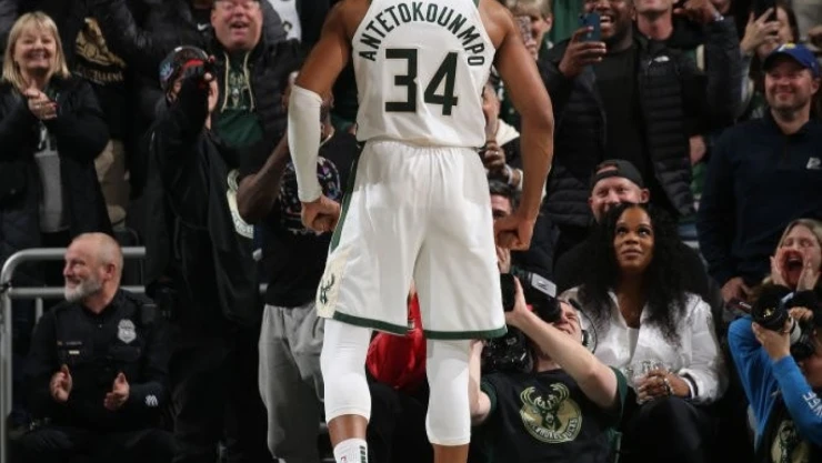 Antetokounmpo kariyer rekoru kırdı, Bucks kazandı