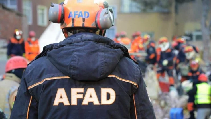 Ayın 12'sinde, 18.57'de Türkiye  geneli deprem tatbikatı yapılacak.