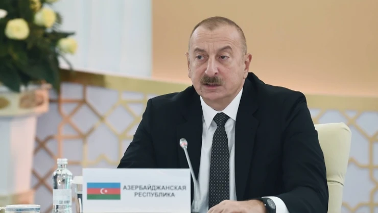 Azerbaycan-Ermenistan ilişkilerinin normalleşmesinde Fransa'nın herhangi bir rol oynama ihtimalini görmüyoruz