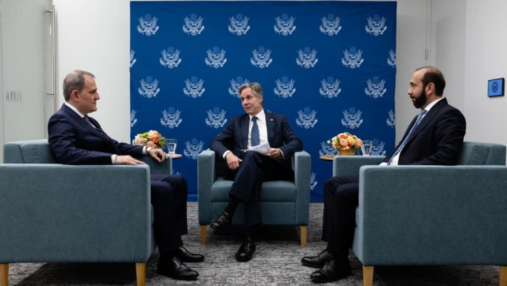 Azerbaycan ve Ermenistan barış anlaşması için ilerleme kaydetti