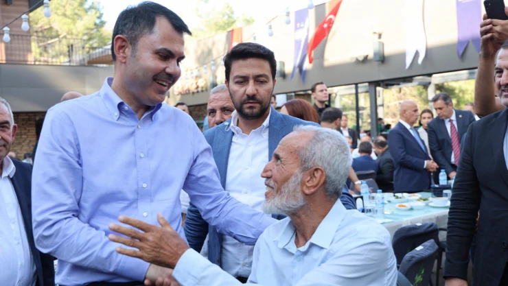 Bakan Kurum: 'Onlar Konuşuyor, Biz Eser Üretiyoruz'