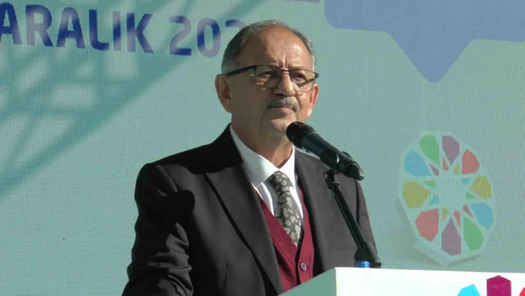 Burada 500'e yakın aktif fay hattı var ve her an her yede 4,5,6,7 şiddetinde deprem olabilir.