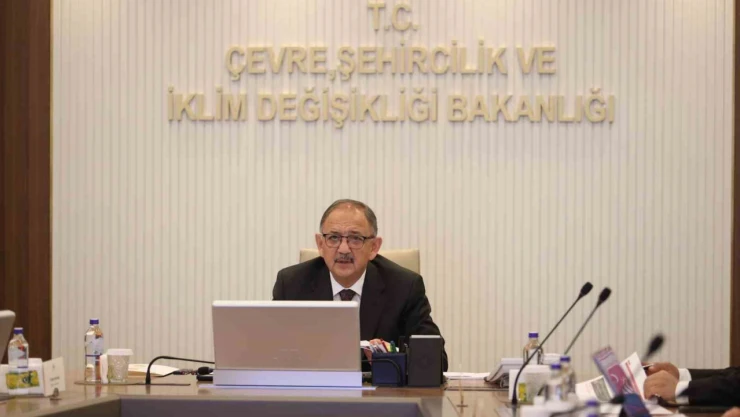 Bakan Özhaseki: Yıl sonuna kadar 200 bin deprem konutunu teslim edeceğiz