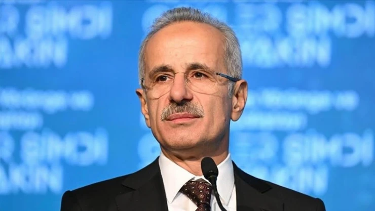 Bakan Uraloğlu: 'Trenlerde uygulanan yüzde 10 indirim kampanyasından 1 Nisan'dan bu yana 62 bin emekli vatandaş faydalandı'