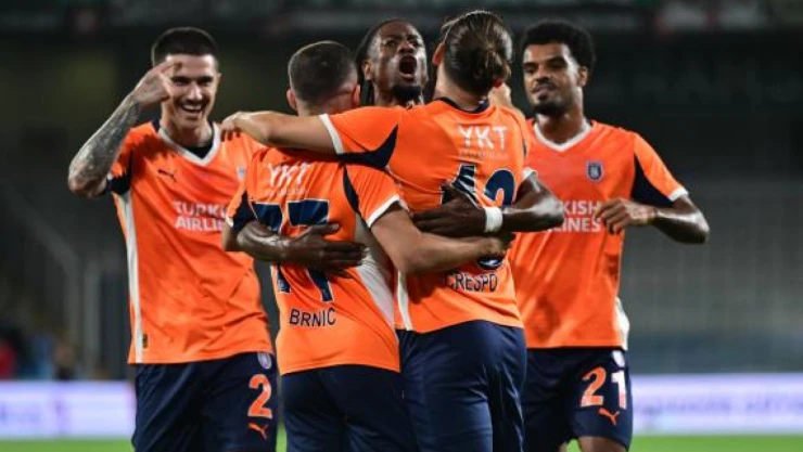 Başakşehir Konferans Ligi'nde Yoluna Devam Ediyor