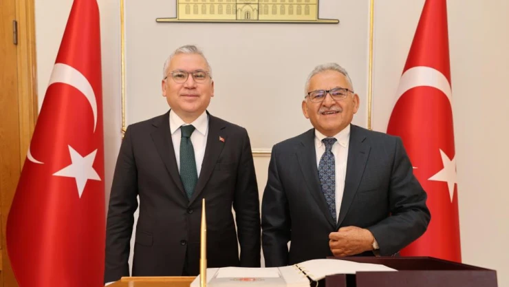 Başkan Büyükkılıç, Sivas'ta Oran Yönetim Kurulu Toplantısı'na katıldı