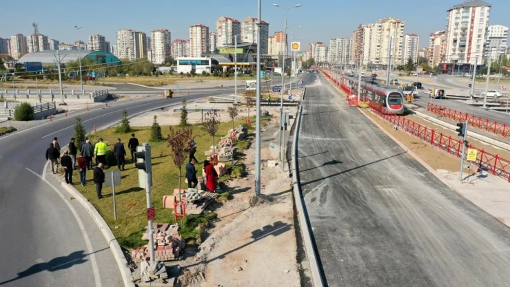 Başkan Büyükkılıç'tan raylı sistem hattı çalışmalarına yakın markaj