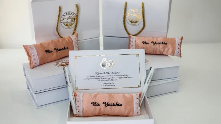 Başkan Yalçın'dan anlamlı nikah hatırası