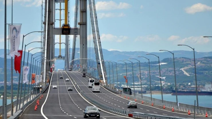 Bayram tatili nedeniyle köprü ve otoyolların ücretsiz olması kararı Resmi Gazete'de
