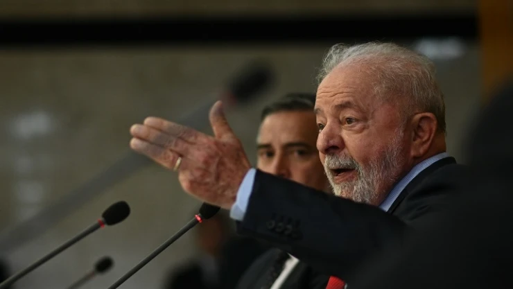 Brezilya Devlet Başkanı Lula, Ordu Komutanı Arruda'yı görevden aldı