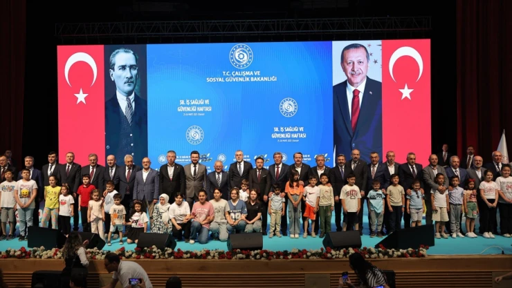 Büyükkılıç, Bakan Işıkhan ile İş Sağlığı ve Güvenliği Fuarı Açılış Töreni'ne Katıldı