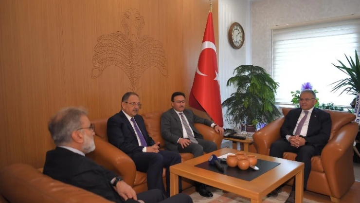 Büyükkılıç'tan Özhaseki ile birlikte Kayseri Valisi Çiçek'e 'hayırlı olsun' ziyaret