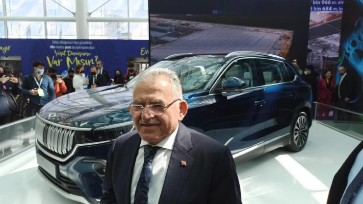 Büyükkılıç: 'TOGG, Cumhuriyet'imizin 99'uncu yılına çok yakıştı'