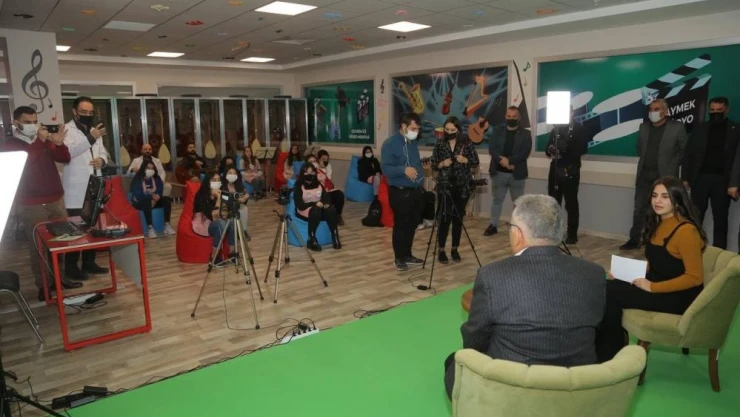 Büyükşehir'in Değer Gençlik Projesi'nde yeni dönem kurs kayıtları sürüyor