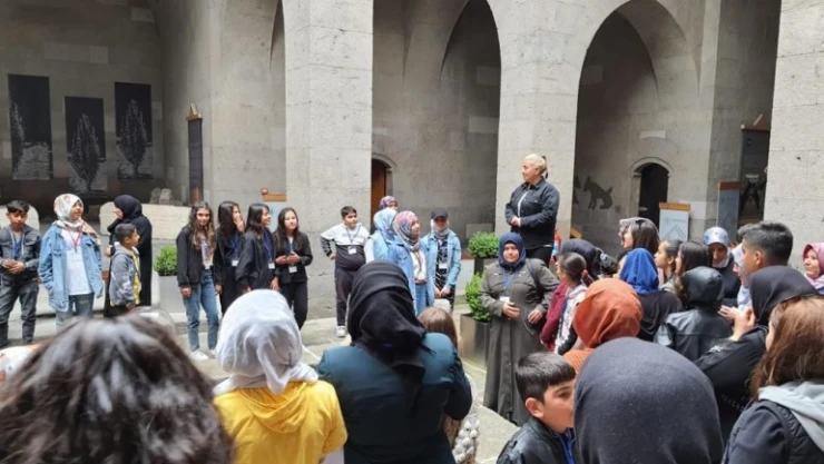 Büyükşehir müzeleri, Müzeler Haftası'nda ziyaretçi akınına uğradı