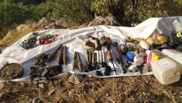 Cudi Dağı'nda çok sayıda mühimmat ve yaşam malzemesi ele geçirildi