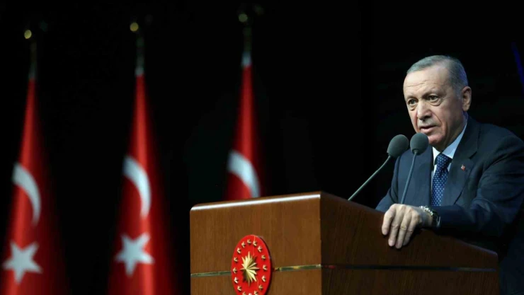 Terör örgütlerinin siyasete alenen müdahale ettiği sahnelerle karşılaştık