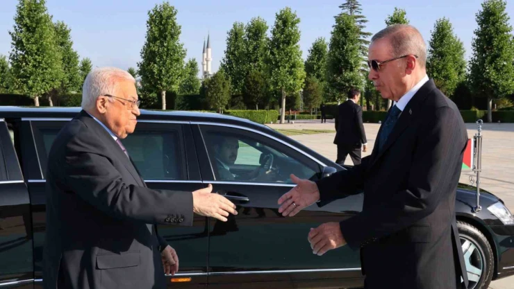 Cumhurbaşkanı Erdoğan, Filistin Devlet Başkanı Abbas 'ı resmi törenle karşıladı