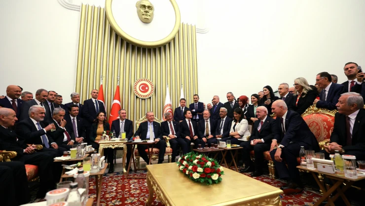Cumhurbaşkanı Erdoğan, parti lideriyle buluştu
