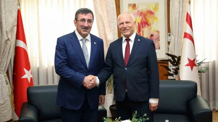 Cumhurbaşkanı Yardımcısı Yılmaz KKTC Başbakanı Üstel ile görüştü