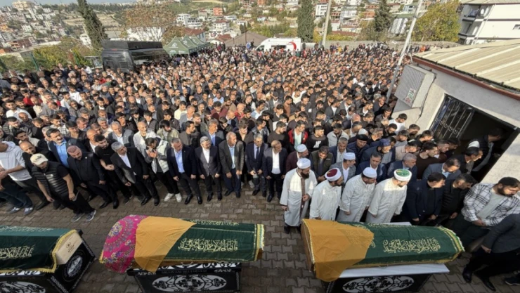 Dilovası Yangınında Hayatını Kaybedenlere Acı Veda