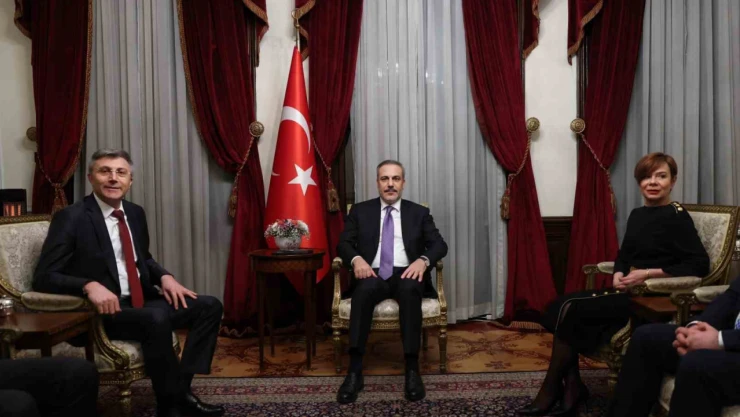 Dışişleri Bakanı Fidan, HÖH Genel Başkanlığından istifa eden Karadayı ile bir araya geldi