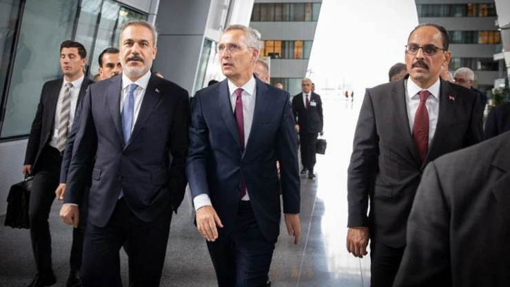 Dışişleri Bakanı Fidan, NATO Genel Sekreteri Stoltenberg'le görüştü