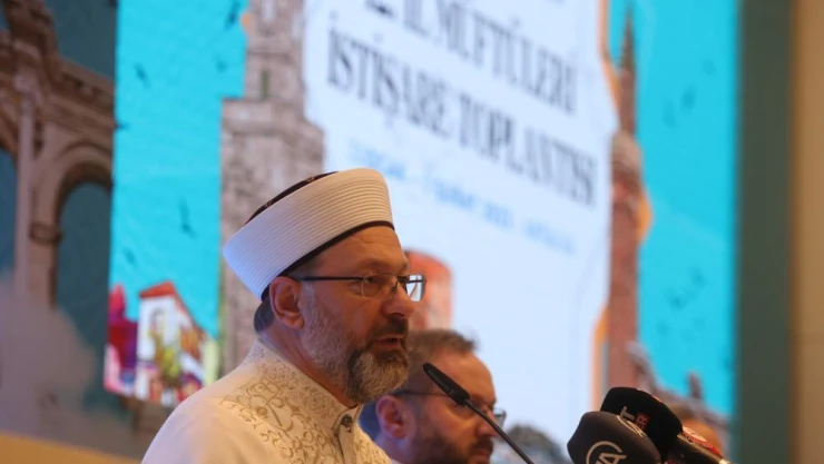 Diyanet İşleri Başkanı Erbaş: Hastalıklı zihniyetlerle mücadeleye en güçlü şekilde devam edilecek