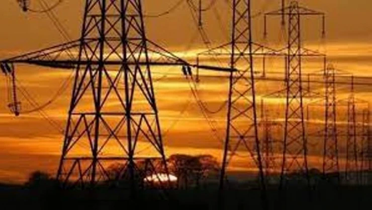 Elektrik üreticileri fiyatları yükseltti.