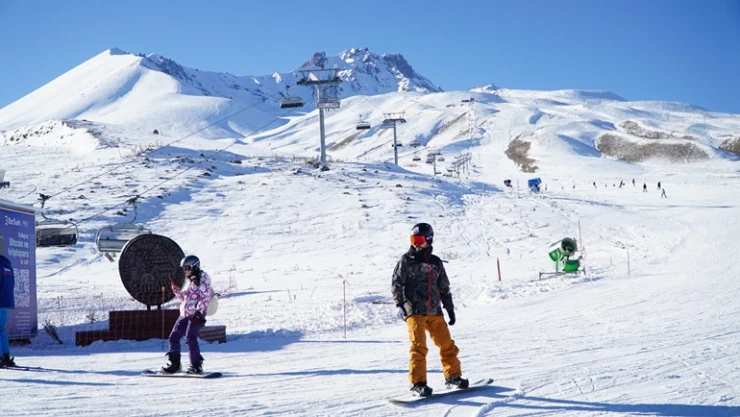 Erciyes 200 bini aşkın turisti ağırladı