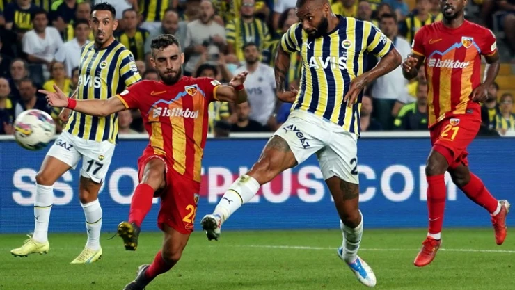 Fenerbahçe, Kayserispor deplasmanında