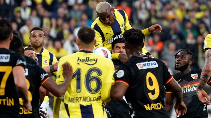 Fenerbahçe şampiyonluk büyük yolunda yara aldı