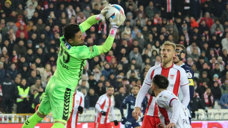 Fenerbahçe, Sivas'ta hata yapmadı