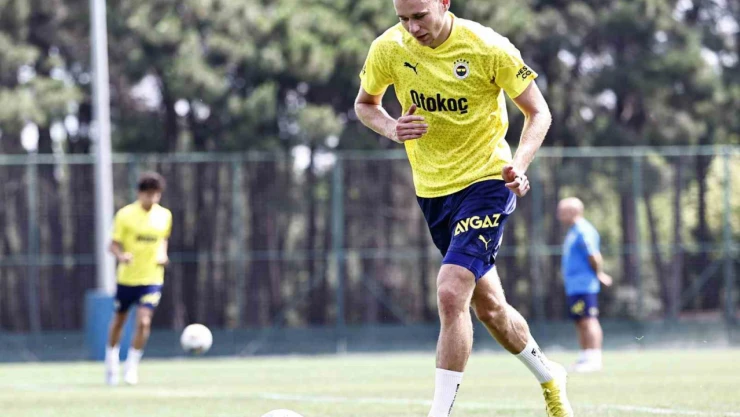 Fenerbahçe yeni sezon hazırlıklarına devam etti