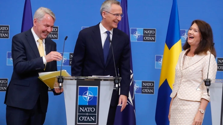 Finlandiya ve İsveç davetli statüsüne sahip olacak