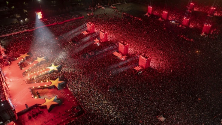 Galatasaray, kupasını Yenikapı'da aldı