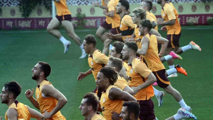 Galatasaray, Zalgiris maçı hazırlıklarına başladı