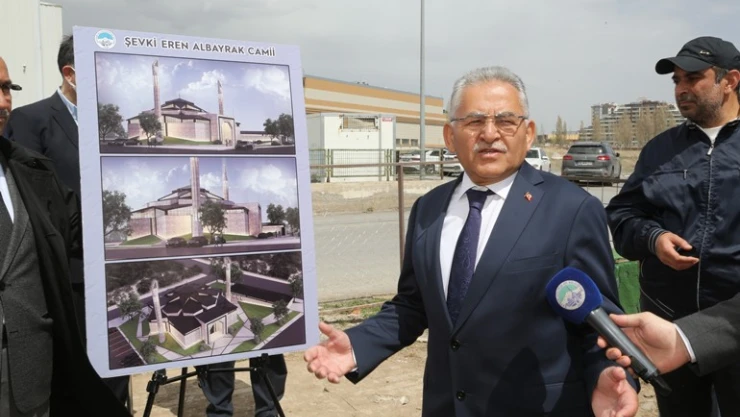 Hayırsever işbirliğinde yapılacak caminin temeli atıldı