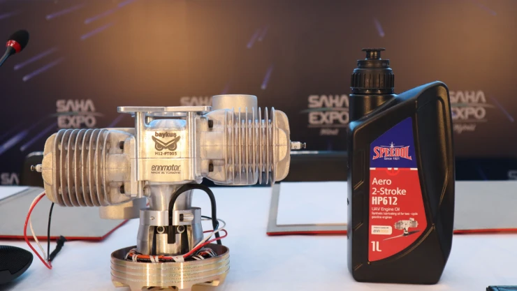 İlk uçak motorunun yerli yağı üretildi